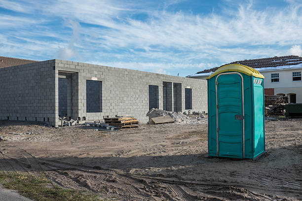 Porta potty delivery and setup in Mantachie, MS